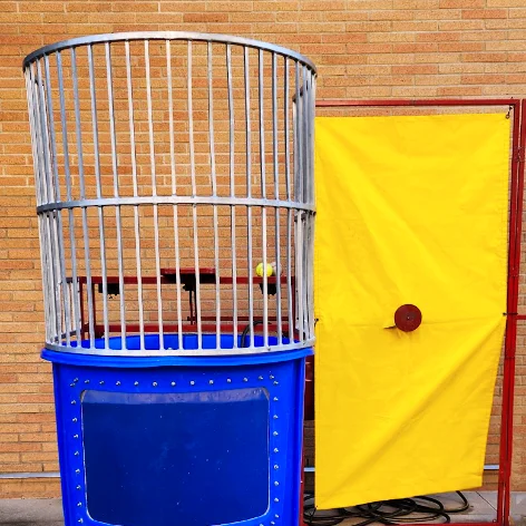 Party & mobile attractions